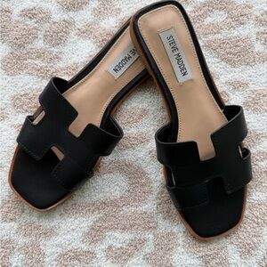 Steve Madden Black Leather Slide Sandals size 7.5